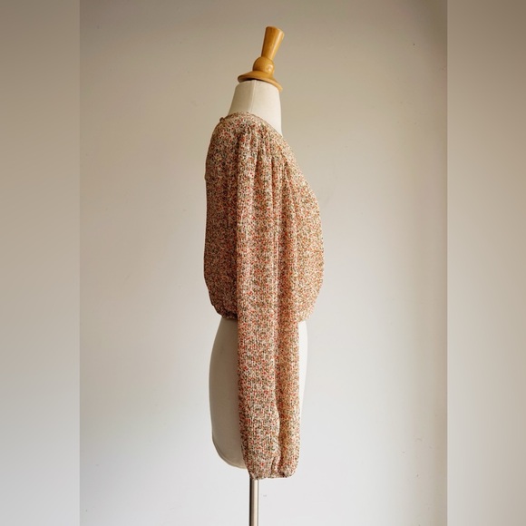 MINKPINK Lydia Twist Plissé Blouse | Size M | Floral Boho Chic - Picture 4 of 7